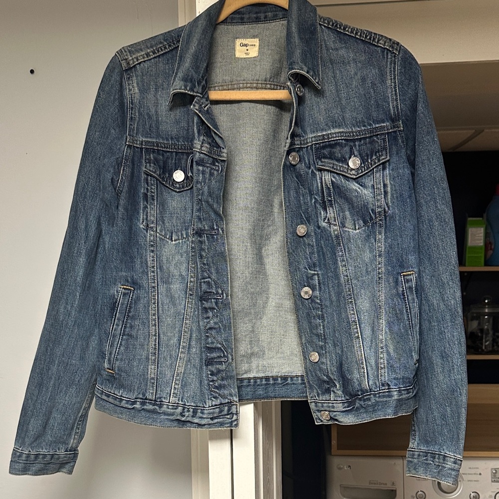 GAP Classic Blue Jean Jacket for Women